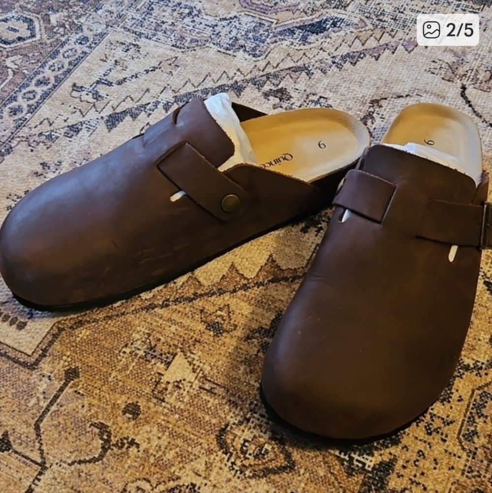 Private Listing Classic Brown Men's Slip-On Shoes